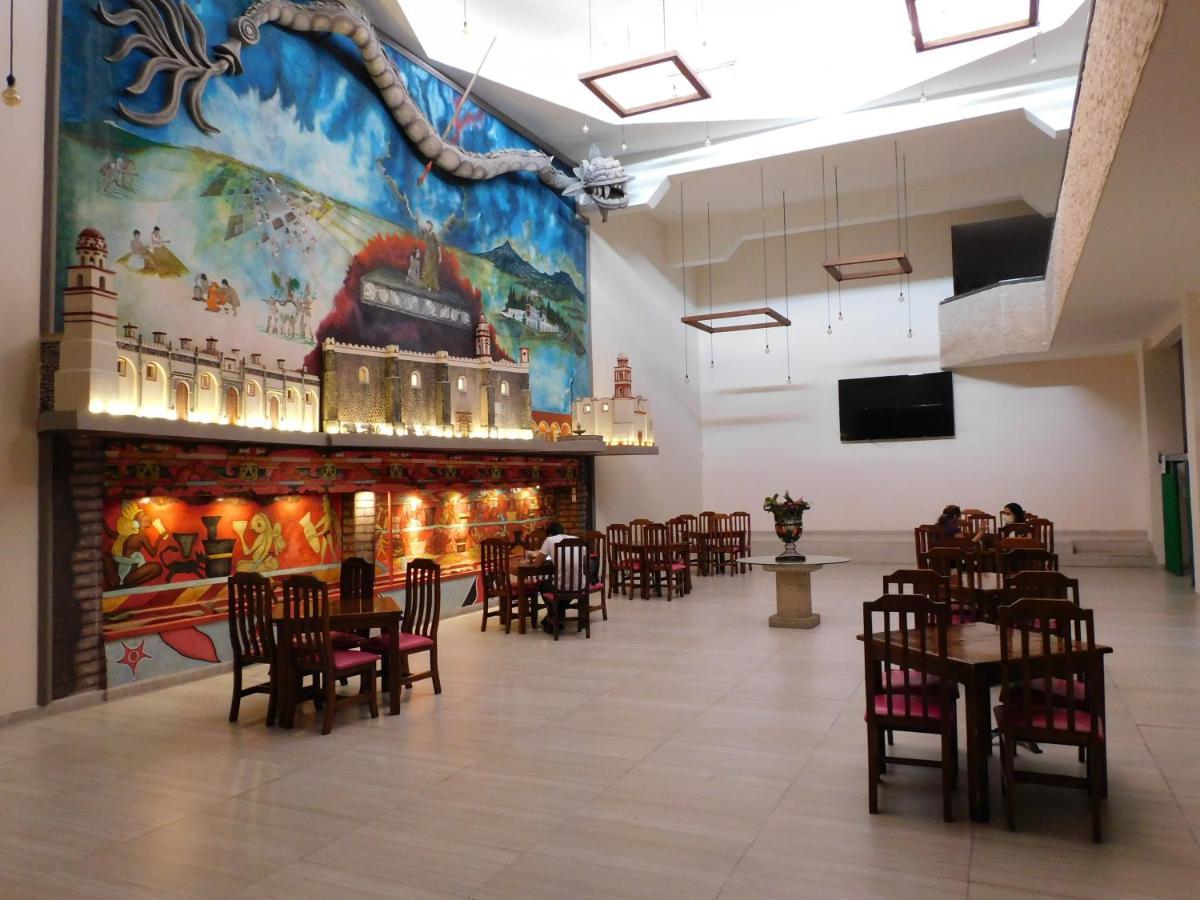 Hotel Santa Rosa By Rotamundos Cholula Bagian luar foto